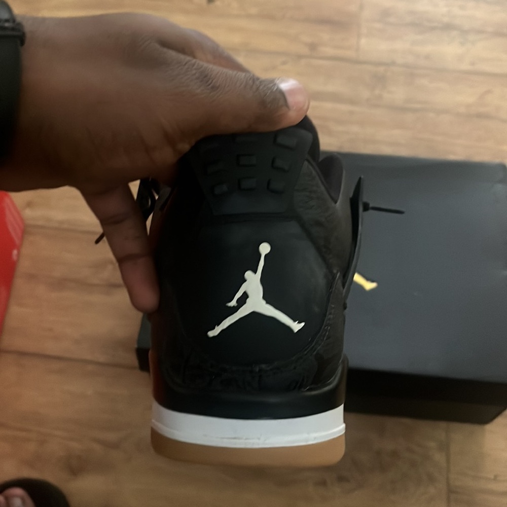 Jordan 4 laser black - Picture 2 of 6